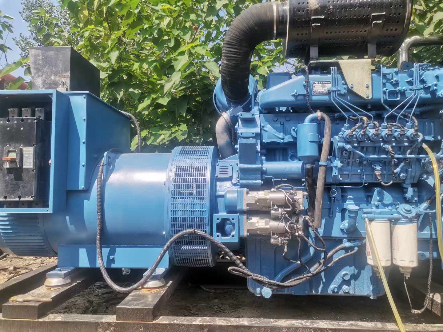 浦北详细说明降低 800kW 柴油发电机输出电流波动的方法
